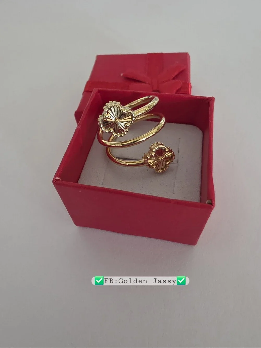 18K Real Gold Spiral Clover Ring 6